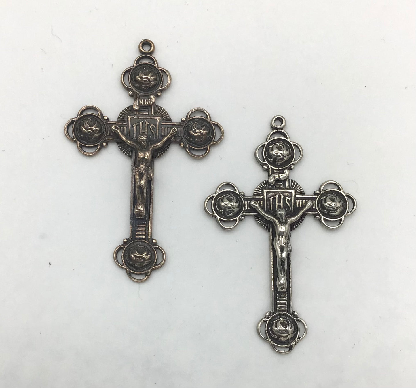 Crucifix, Four Roses Crucifix