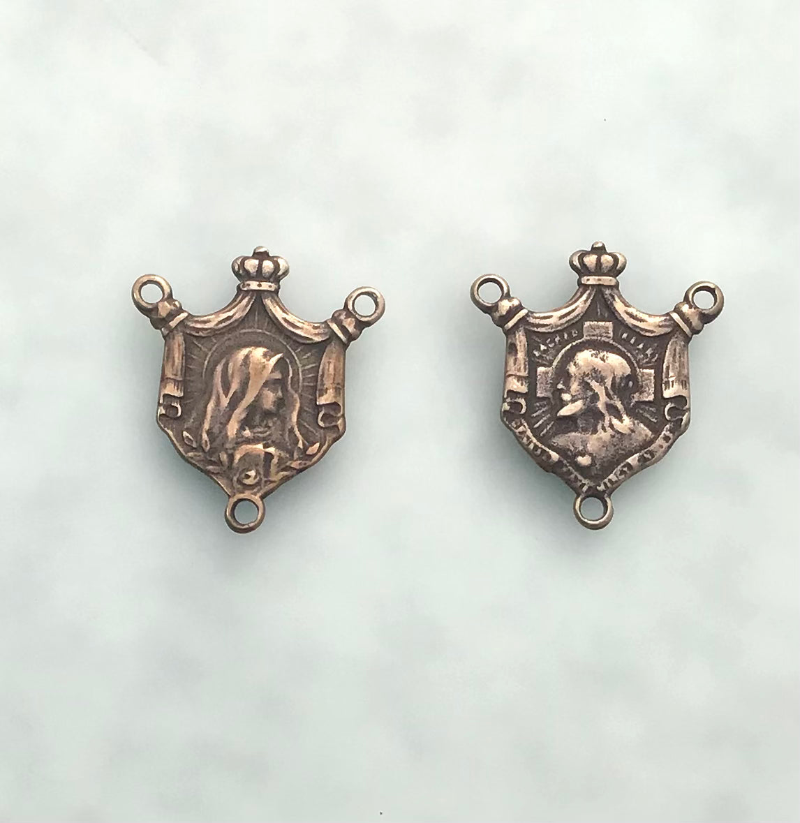 Center, Shaped with Crown