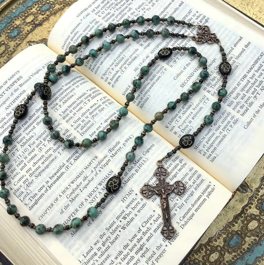 Cable Strung Rosary, Irish, Shamrock Gemstones