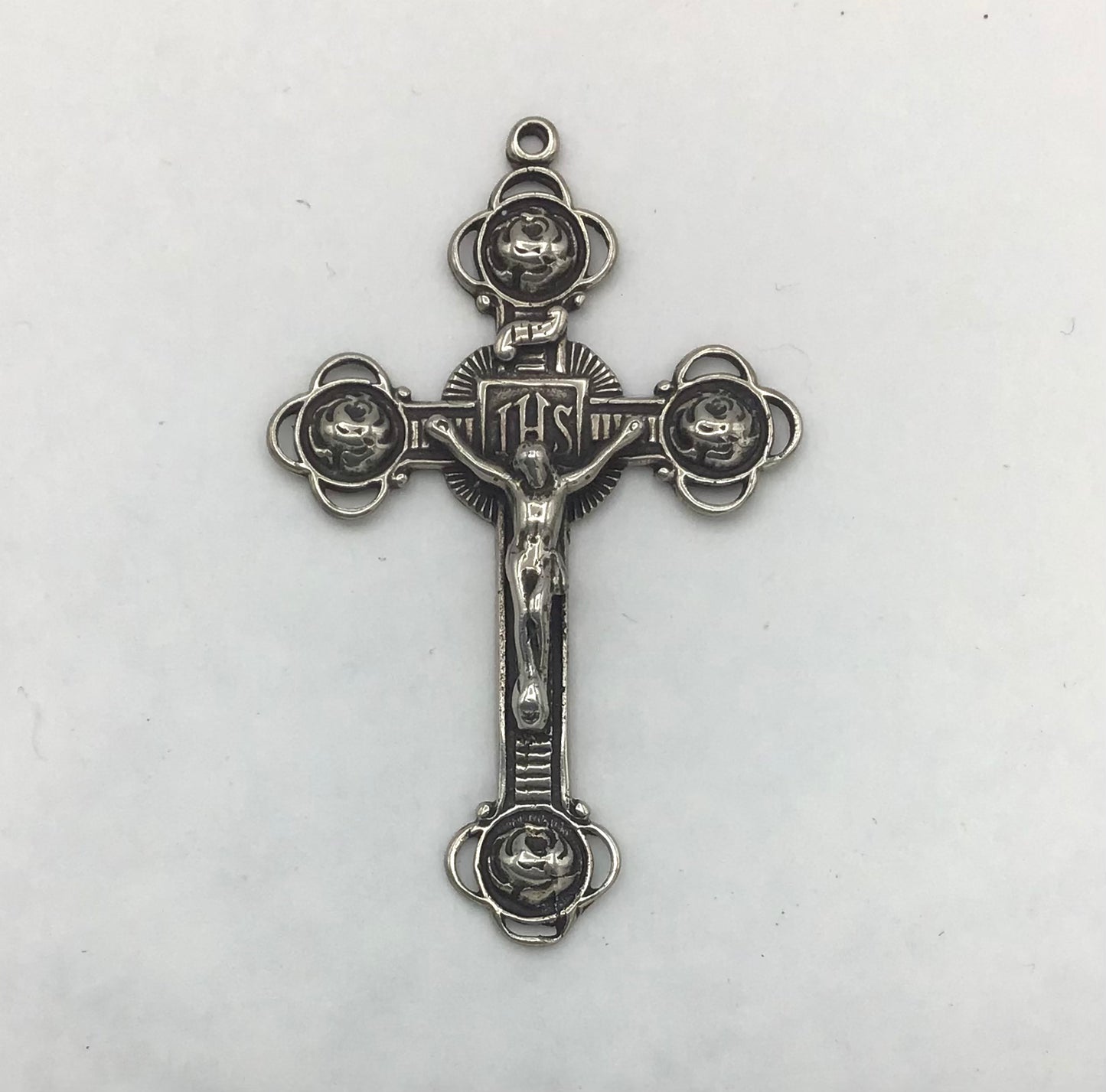 Crucifix, Four Roses Crucifix