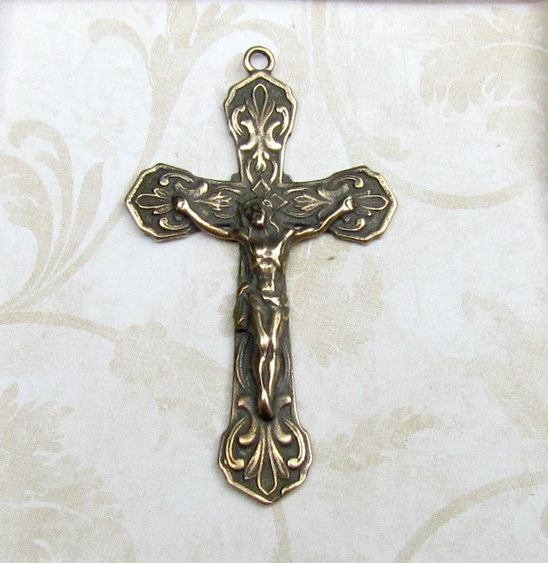 Crucifix, Delicate Pattern
