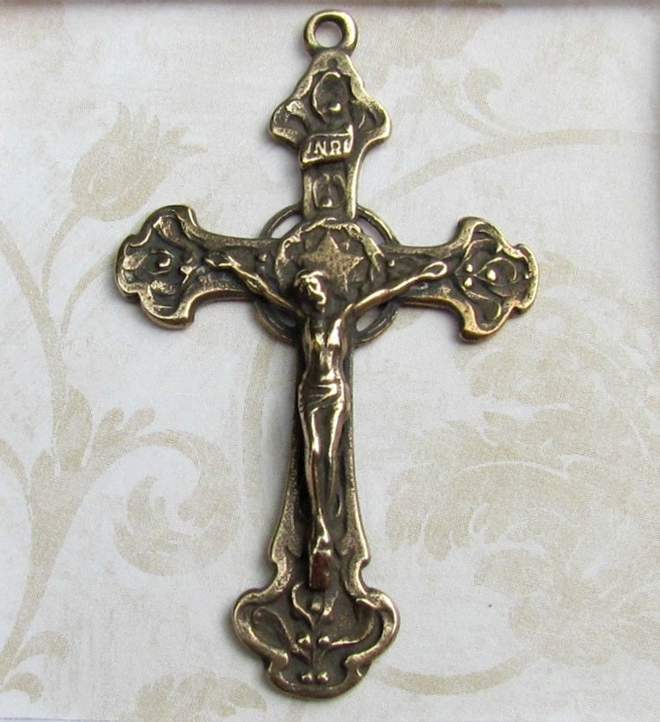 Crucifix, Star/Halo Crucifix