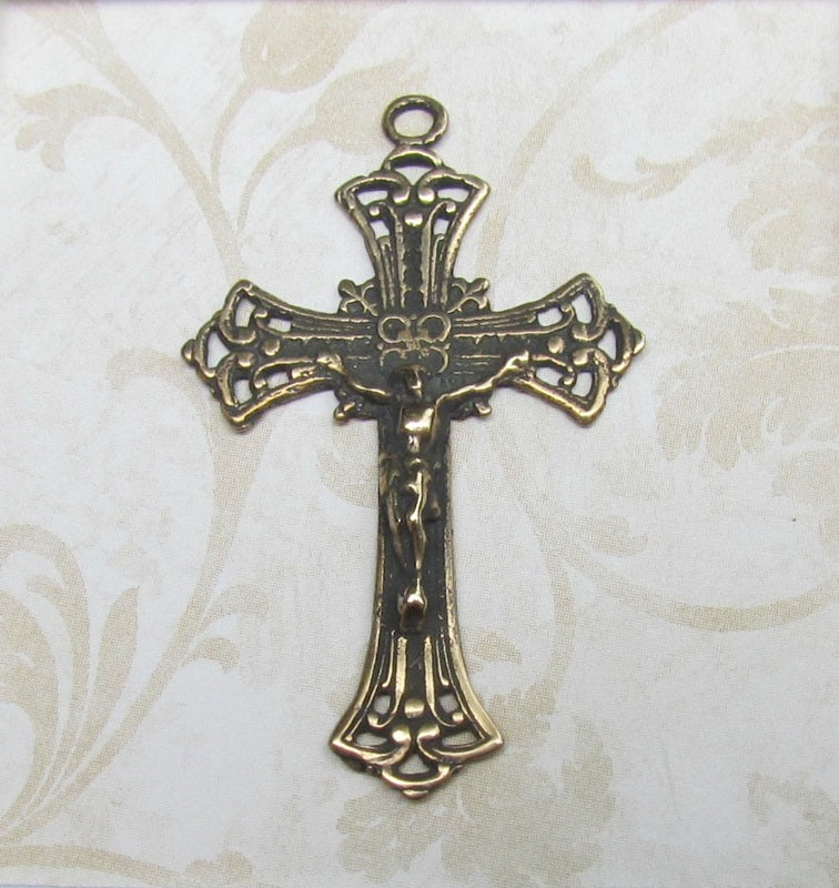 Crucifix, Elegant Circles