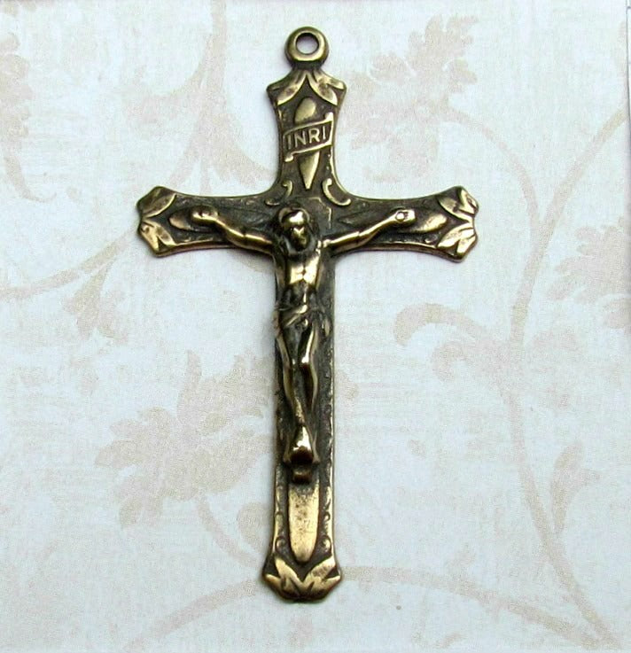 Crucifix, Leaves Crucifix