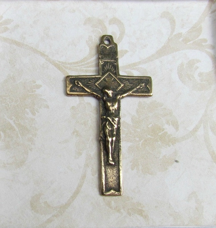 Crucifix, Small Radiant