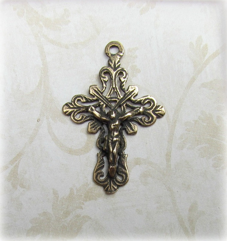 Crucifix, Small Elegant