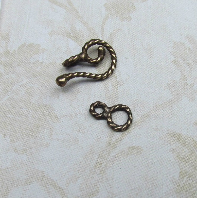 Findings, Rope loop clasp