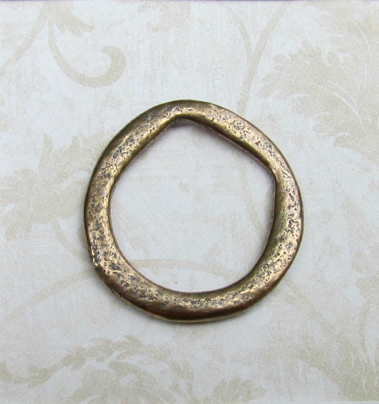 Findings, Celtic Ring